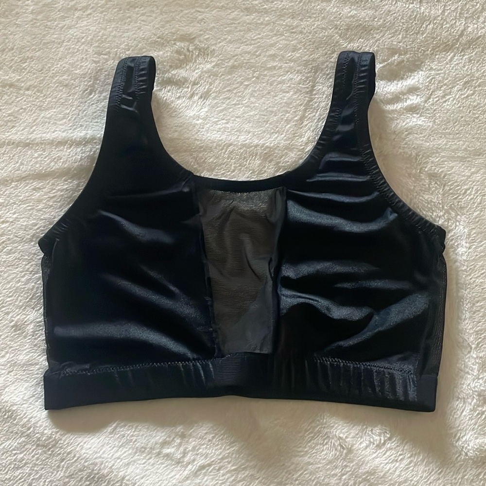 New Moldie Goldies crop top size Small mesh top swim suit top